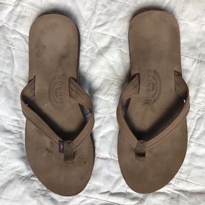 Rainbow Size 8 Sandals